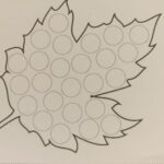 Słoneczka dzień kropki