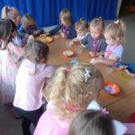 Dziewczynki tworzą własne silmy