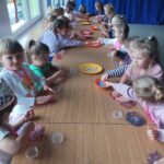 Dziewczynki tworzą własne silmy