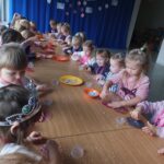 Dziewczynki tworzą własne silmy