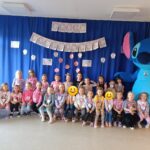 Dziewczynki z grup Pszczółki i Mądre Sowy