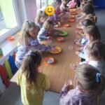 Dziewczynki tworzą własne silmy