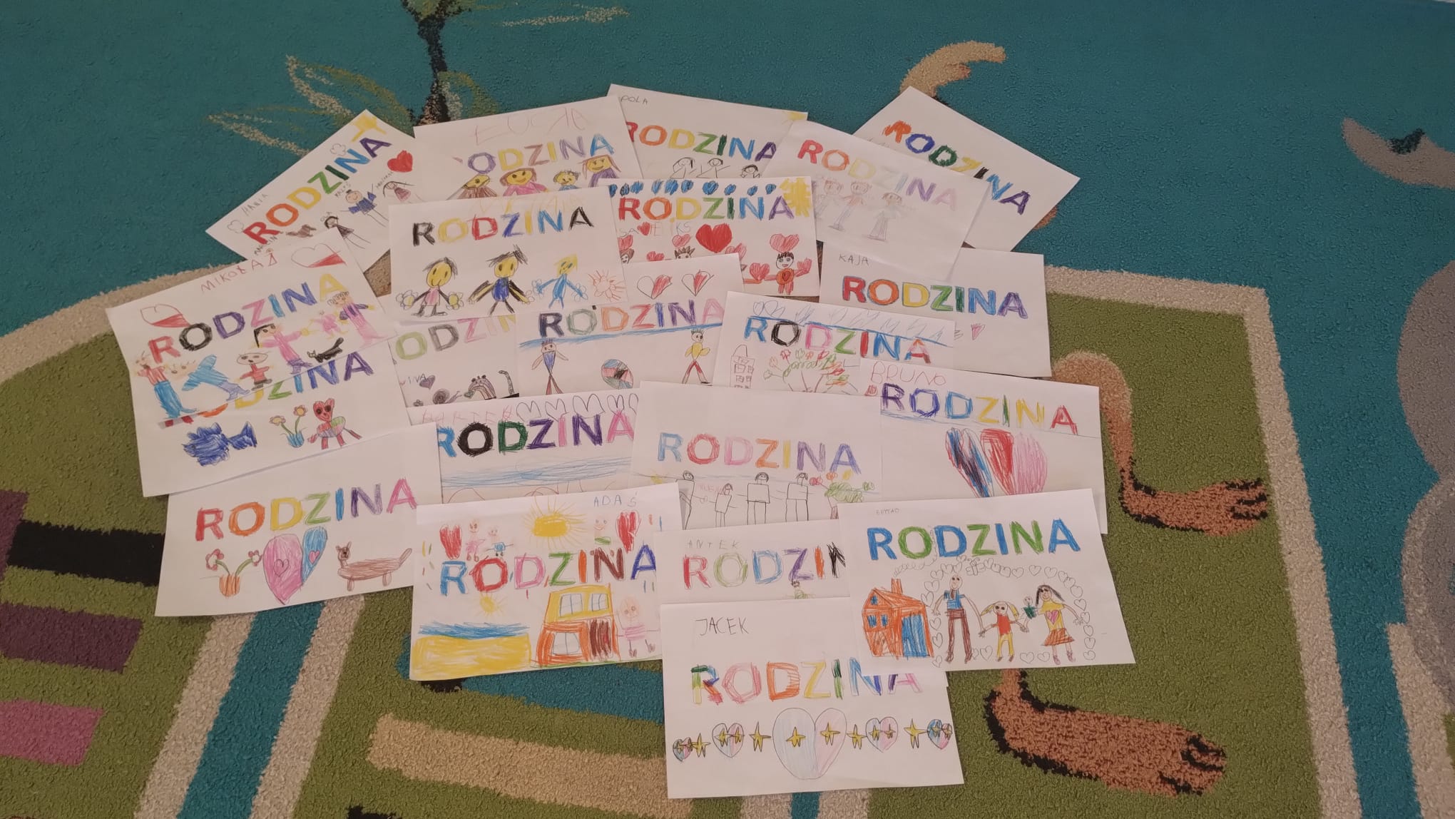 Prace plastyczne- grupa Mądre Sowy