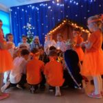 Jasełka w wykonaniu dzieci z grupy Mądre Sowy