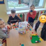 Zabawy klockami Lego