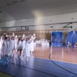 Uczniowie klasy II ze szkoły podstawowej nr 3 w trakcie swojego występu Jasełkowego