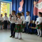 Dzieci recytują swoje wiersze