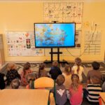 Pszczółki poznają proces powstawania popcornu