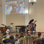 Utwór grany na gitarze