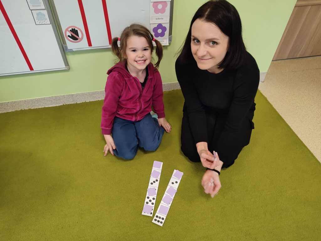 Zabawy matematyczne w "Słoneczkach".