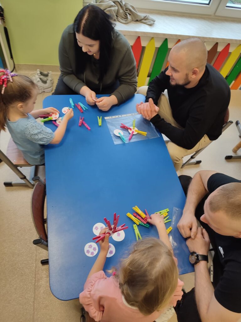 Zabawy matematyczne w "Słoneczkach".