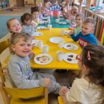 Degustacja czekolady: białej, deserowej i mlecznej