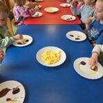 Degustacja czekolady: białej, deserowej i mlecznej