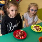 Degustacja owoców w czekoladzie