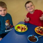 Degustacja owoców w czekoladzie