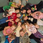 Krasnoludki tworzą planetę Ziemię
