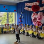 Występ artystyczny z okazji Dnia Rodziny-recytacja wierszy