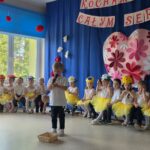 Występ artystyczny z okazji Dnia Rodziny-recytacja wierszy