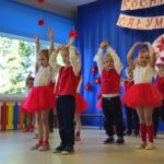 Występ artystyczny dzieci z grupy "Słoneczka"