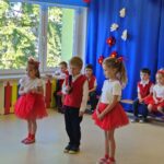 Występ artystyczny dzieci z grupy "Słoneczka"- recytacja wierszy